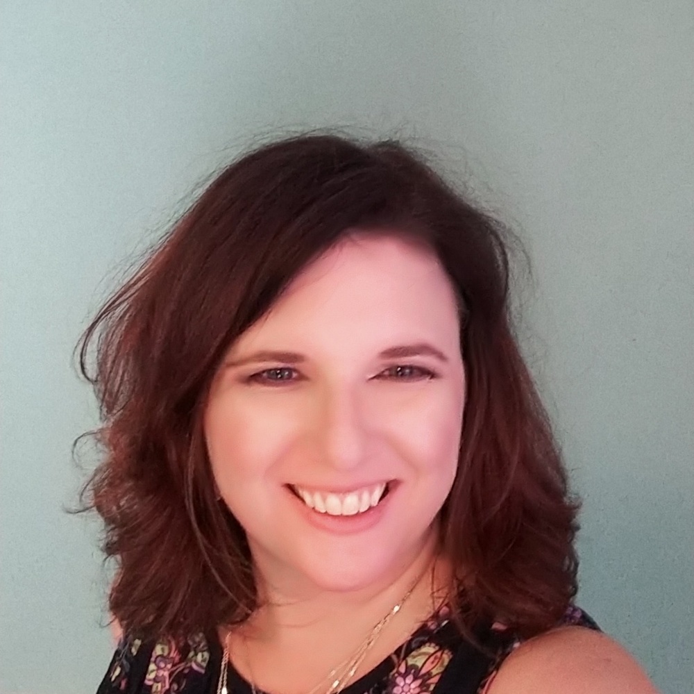 Meet your Posher, Alisa